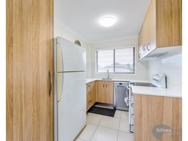 8/156 Frank Street, Labrador QLD 4215