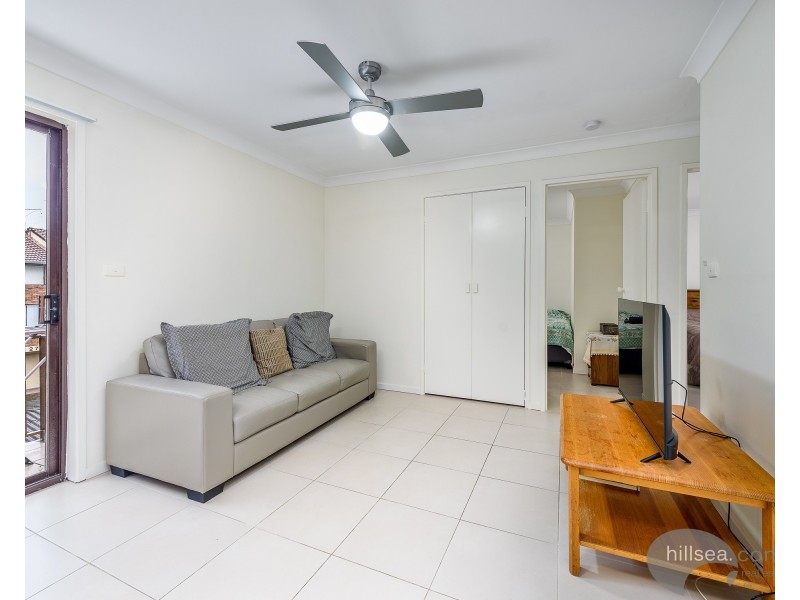 8/156 Frank Street, Labrador QLD 4215