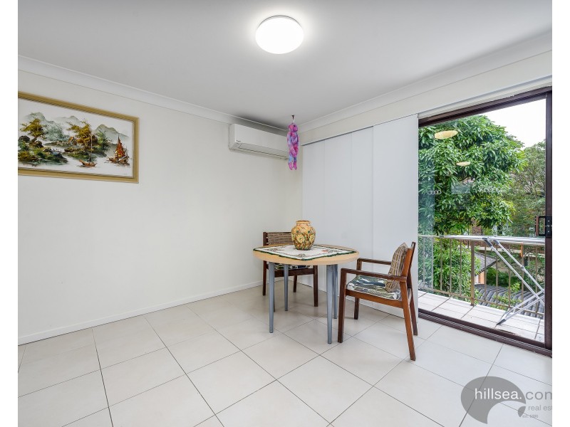 8/156 Frank Street, Labrador QLD 4215