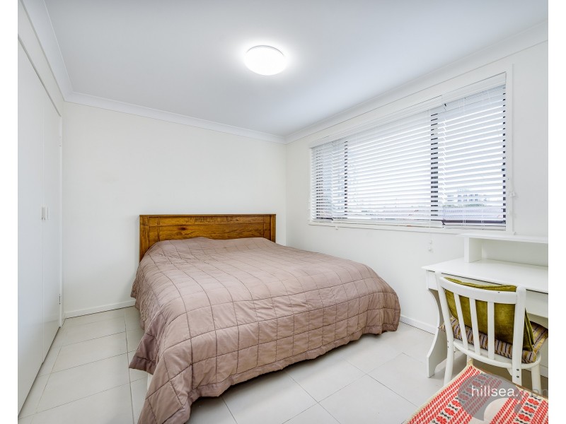 8/156 Frank Street, Labrador QLD 4215