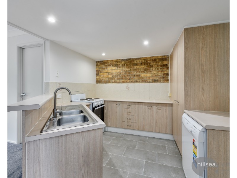 2/71 Olsen Avenue, Labrador QLD 4215