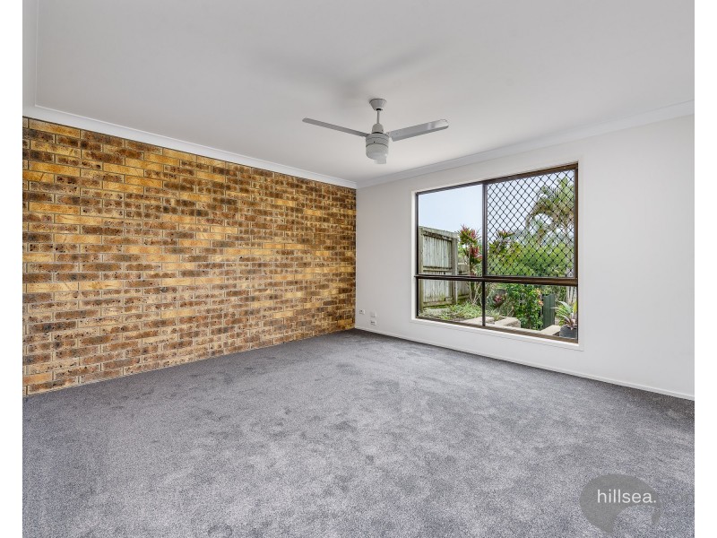 2/71 Olsen Avenue, Labrador QLD 4215
