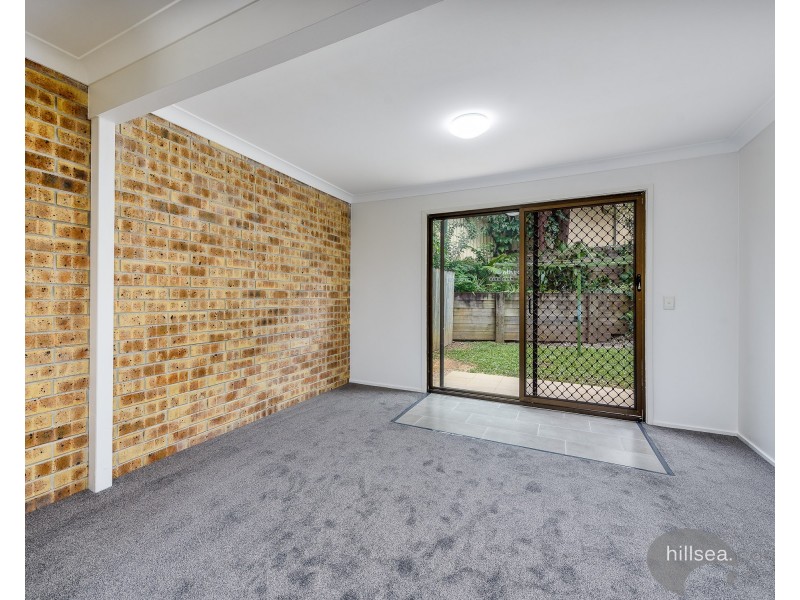 2/71 Olsen Avenue, Labrador QLD 4215