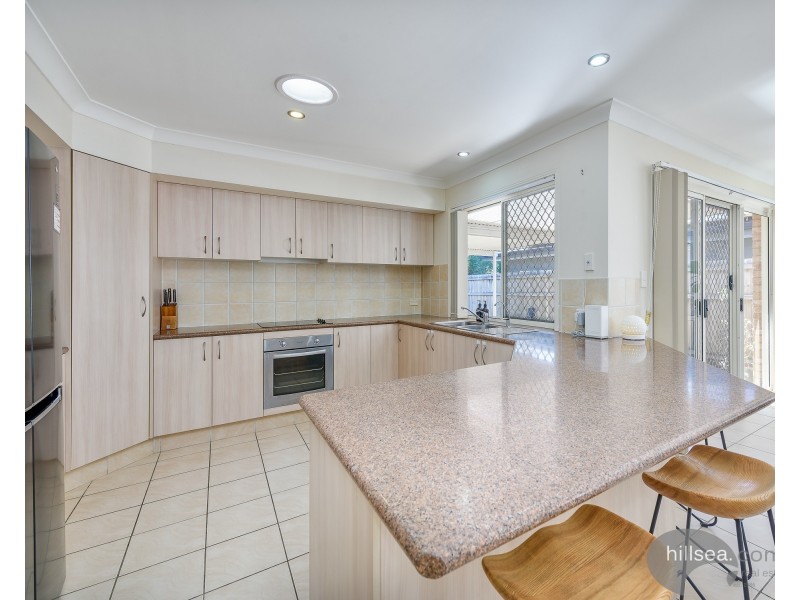 31 Zane Street, Molendinar QLD 4214