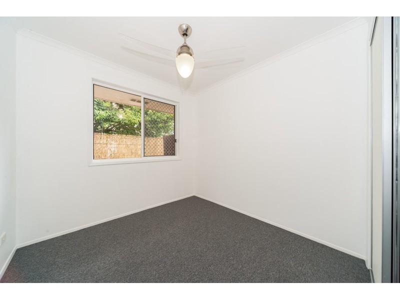 2/5 Universal Street, Oxenford QLD 4210