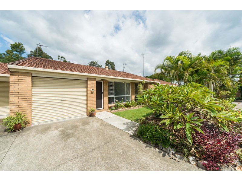 2/5 Universal Street, Oxenford QLD 4210