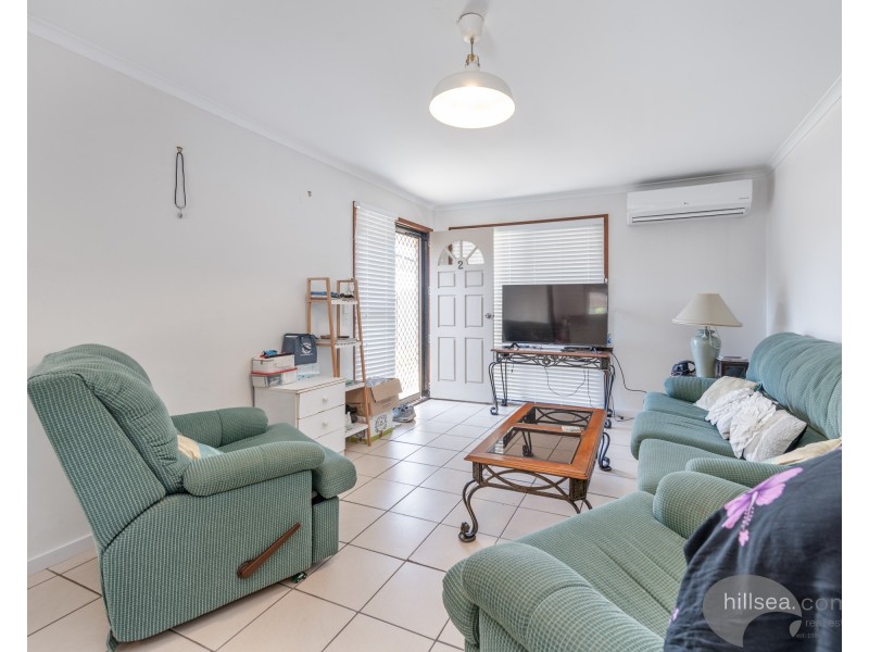 2/15 Telopea Street, Labrador QLD 4215
