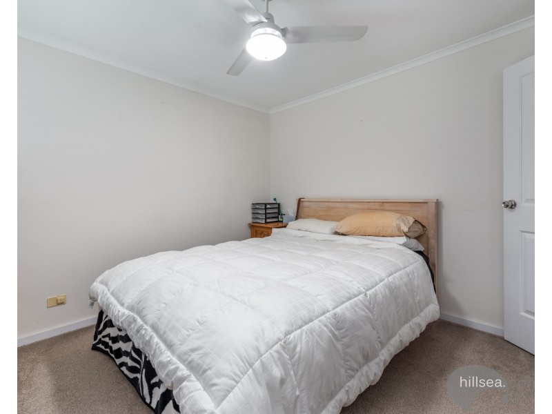 2/15 Telopea Street, Labrador QLD 4215