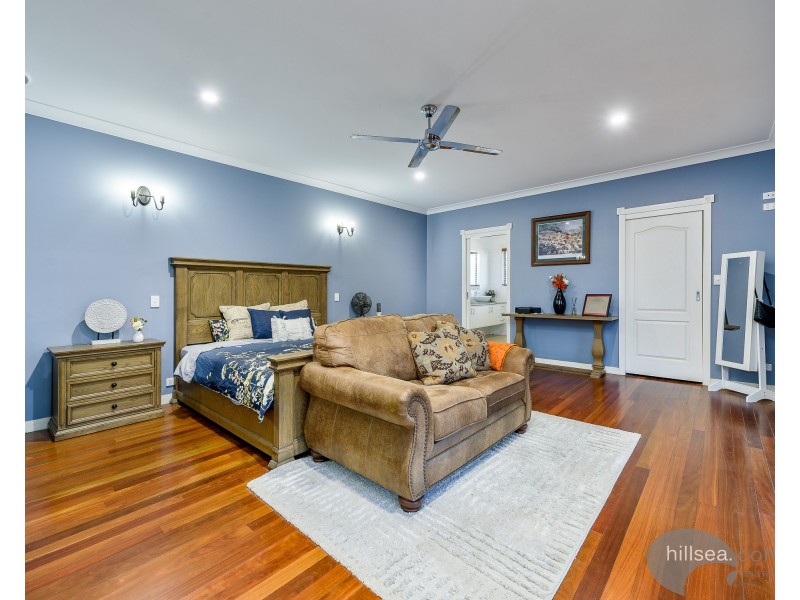 11 Tandou Court, Maudsland QLD 4210