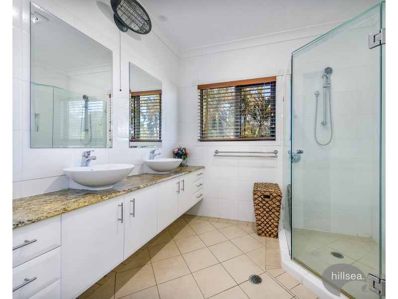 11 Tandou Court, Maudsland QLD 4210