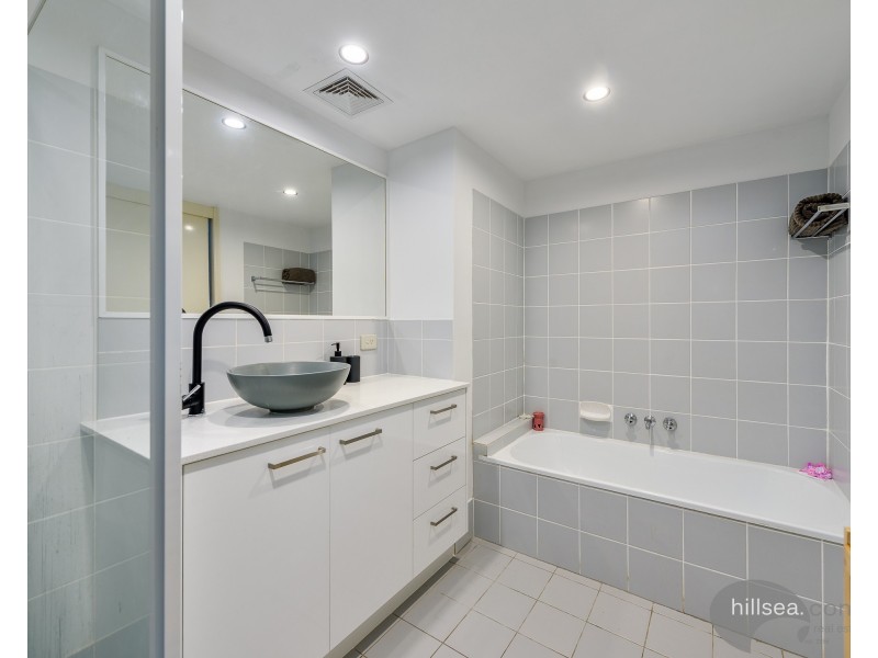 7/444 Marine Parade, Biggera Waters QLD 4216