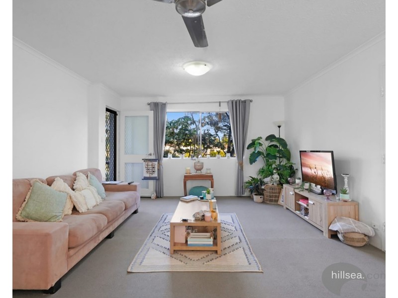 4/15 Huth Street, Labrador QLD 4215