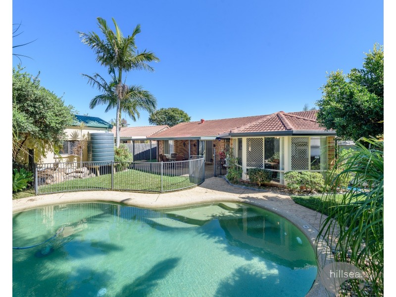 25 Cootharaba Drive, Helensvale QLD 4212