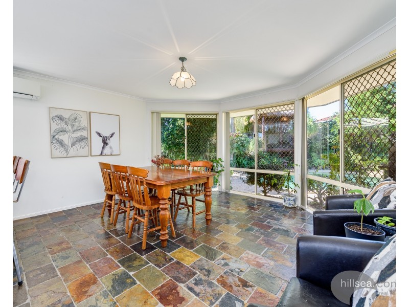 25 Cootharaba Drive, Helensvale QLD 4212