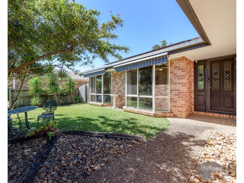 25 Cootharaba Drive, Helensvale QLD 4212