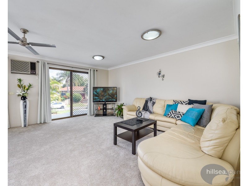 6 Lyons Court, Arundel QLD 4214