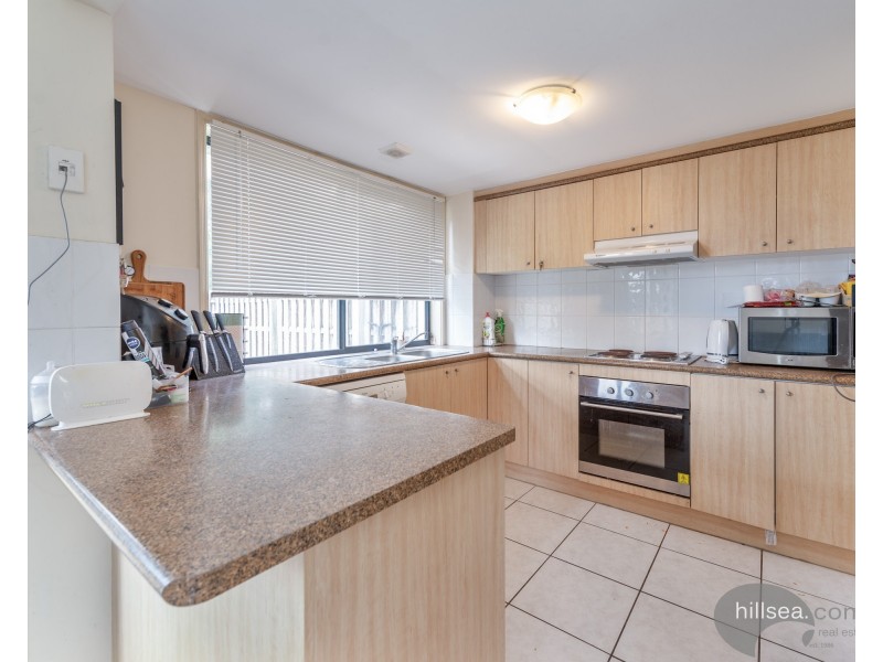 33/1 Hervey Street, Pacific Pines QLD 4211