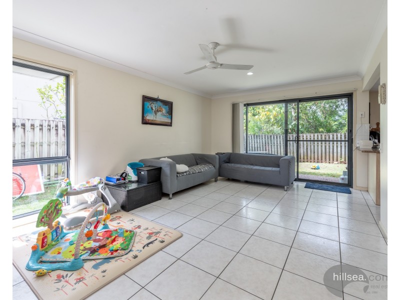 33/1 Hervey Street, Pacific Pines QLD 4211
