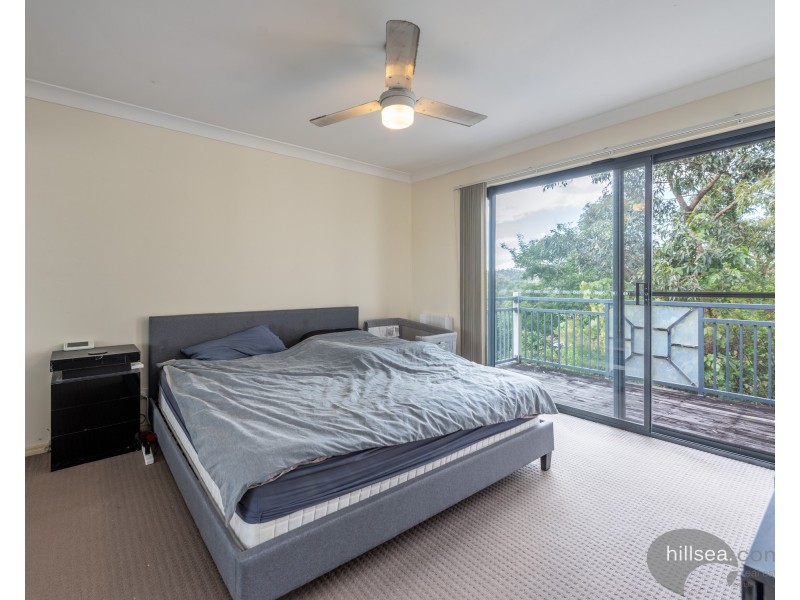 33/1 Hervey Street, Pacific Pines QLD 4211