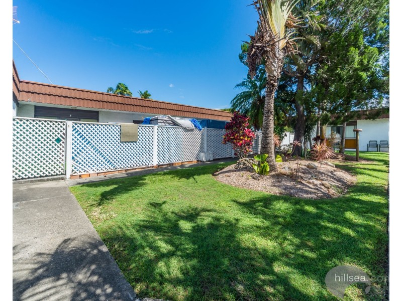 2/60 Frank Street, Labrador QLD 4215