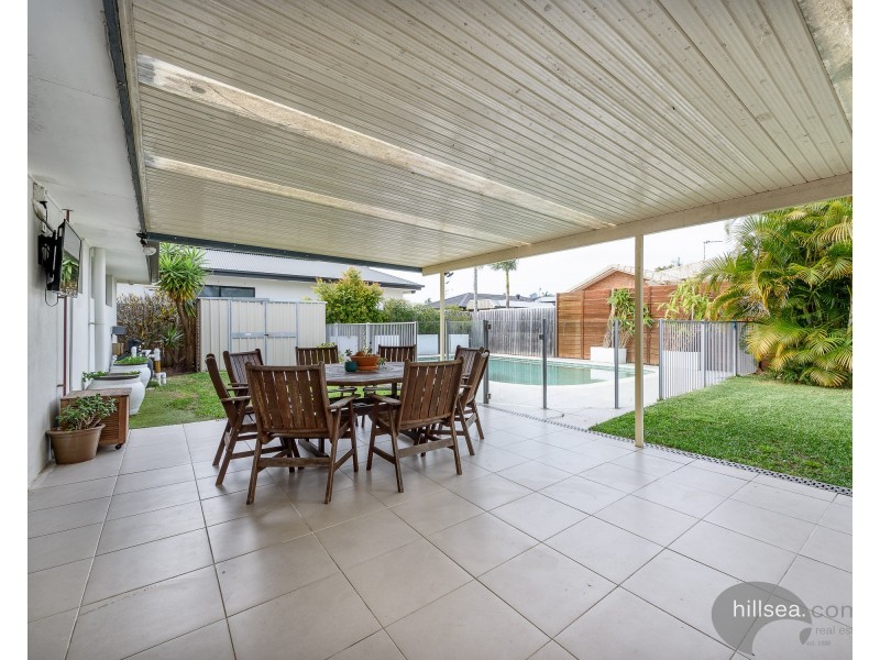 72 Poinsettia Avenue, Runaway Bay QLD 4216