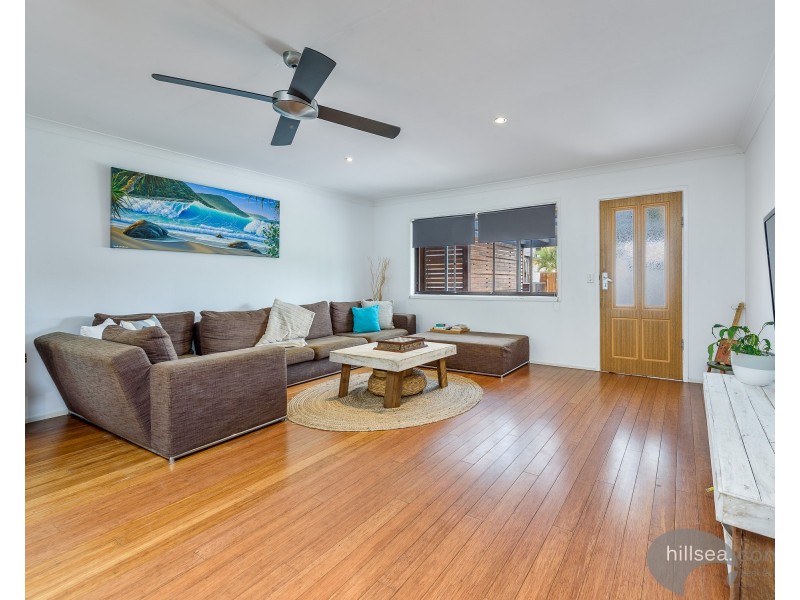 72 Poinsettia Avenue, Runaway Bay QLD 4216