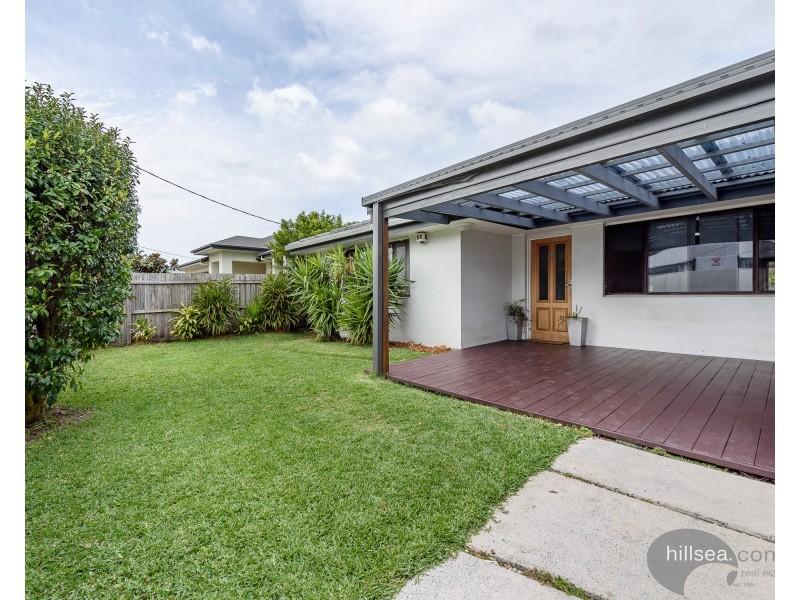 72 Poinsettia Avenue, Runaway Bay QLD 4216