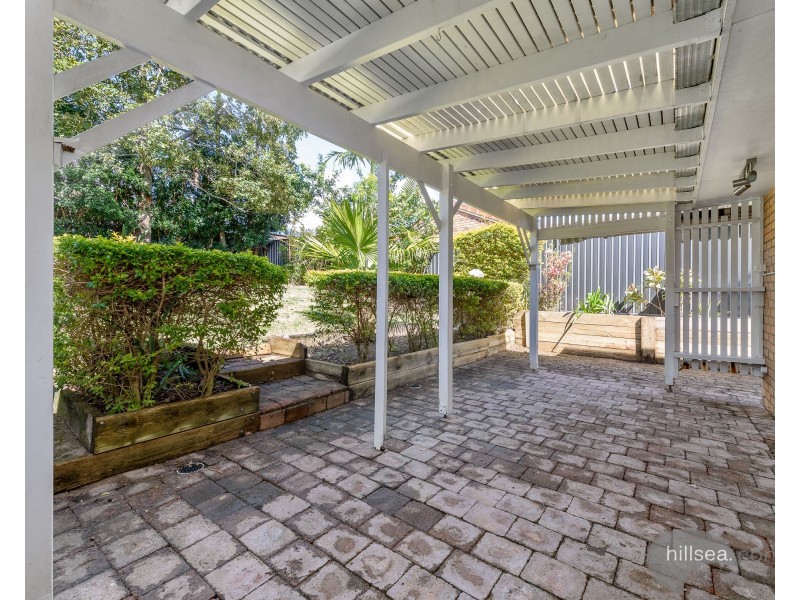 2/8 Ash Court, Arundel QLD 4214