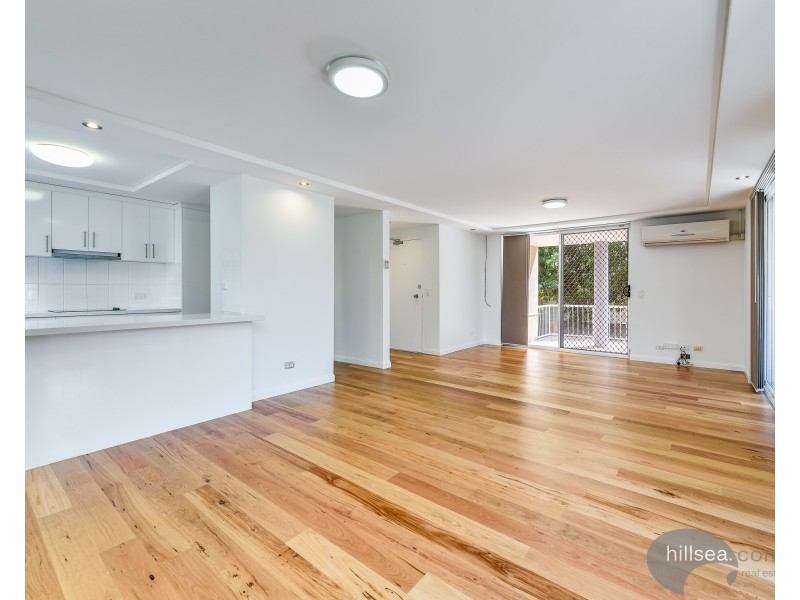 5/111 Frank Street, Labrador QLD 4215