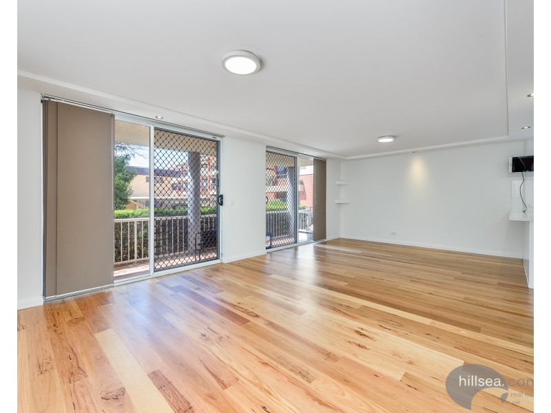 5/111 Frank Street, Labrador QLD 4215