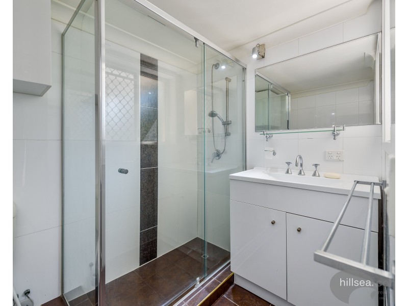 5/111 Frank Street, Labrador QLD 4215