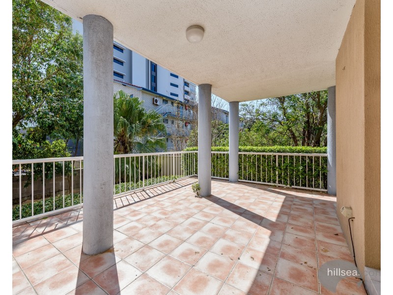 5/111 Frank Street, Labrador QLD 4215