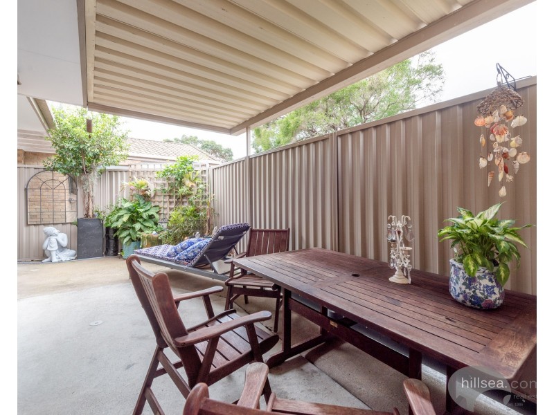 1/12 Avi Court, Labrador QLD 4215