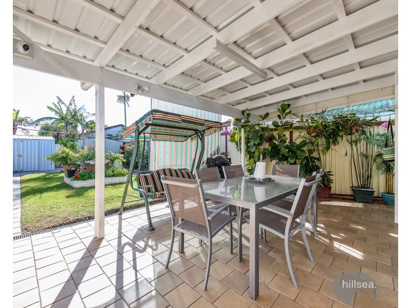 1/10 Stephanie Court, Labrador QLD 4215