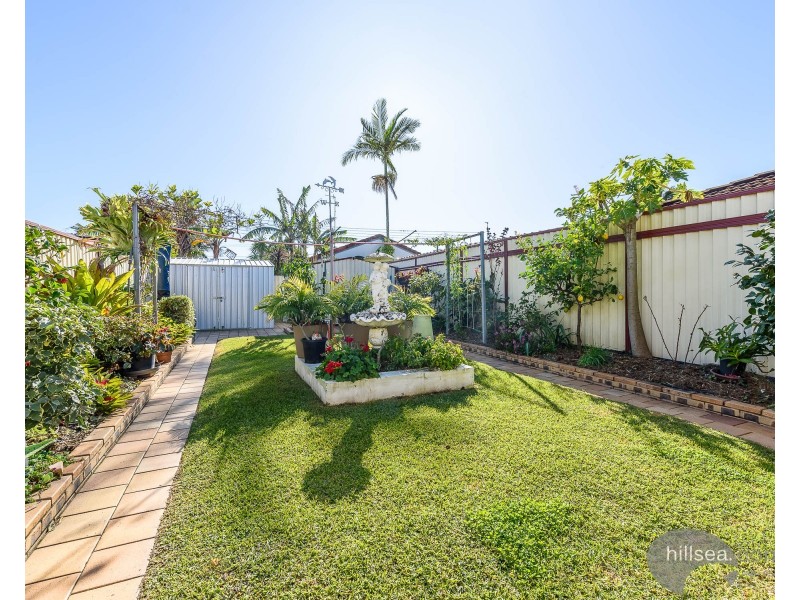 1/10 Stephanie Court, Labrador QLD 4215