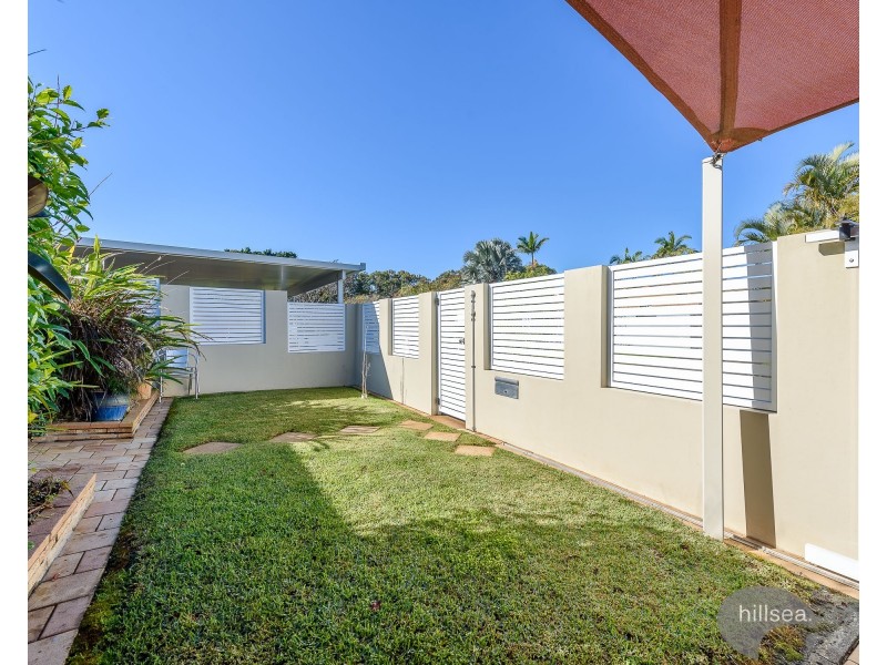 1/10 Stephanie Court, Labrador QLD 4215