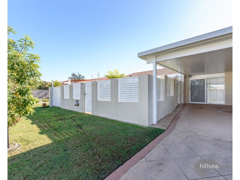 1/10 Stephanie Court, Labrador QLD 4215