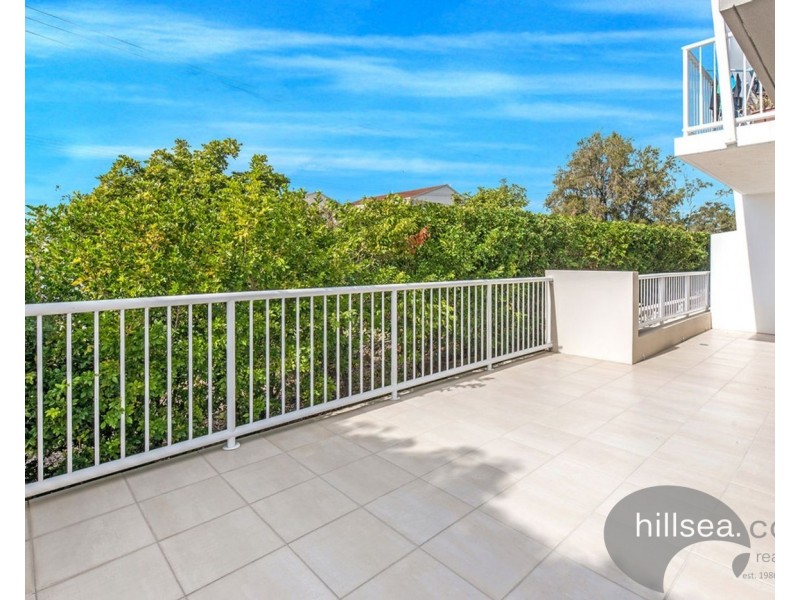 5/8-10 Ahern Street, Labrador QLD 4215