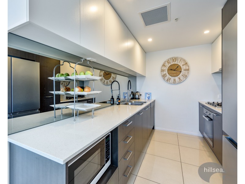 1707/25-31 East Quay Drive, Biggera Waters QLD 4216