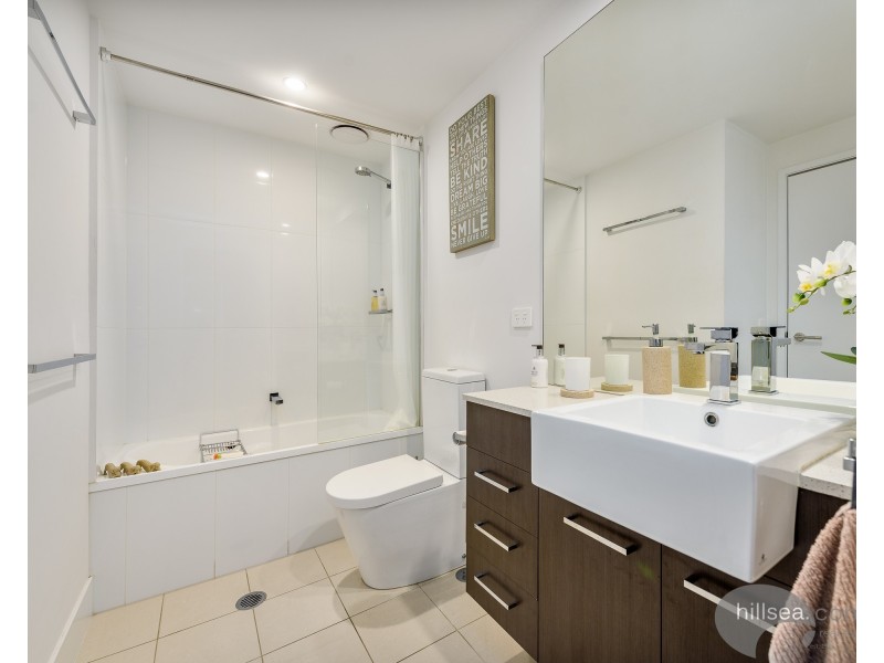 1707/25-31 East Quay Drive, Biggera Waters QLD 4216
