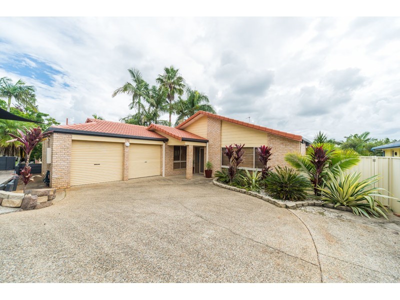 26 Masters Street, Arundel QLD 4214