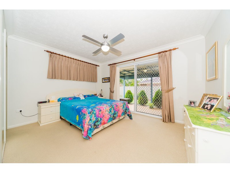 50 Allied Drive, Arundel QLD 4214