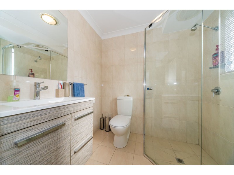 50 Allied Drive, Arundel QLD 4214