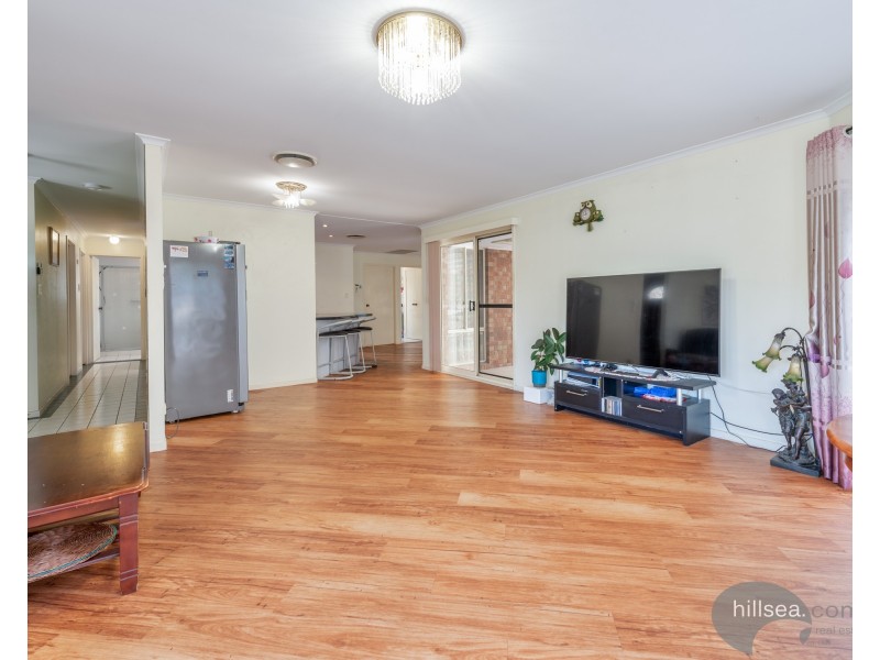 34 Cootharaba Drive, Helensvale QLD 4212