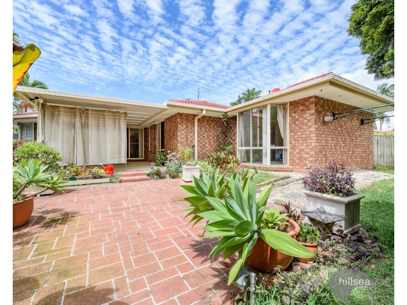 34 Cootharaba Drive, Helensvale QLD 4212