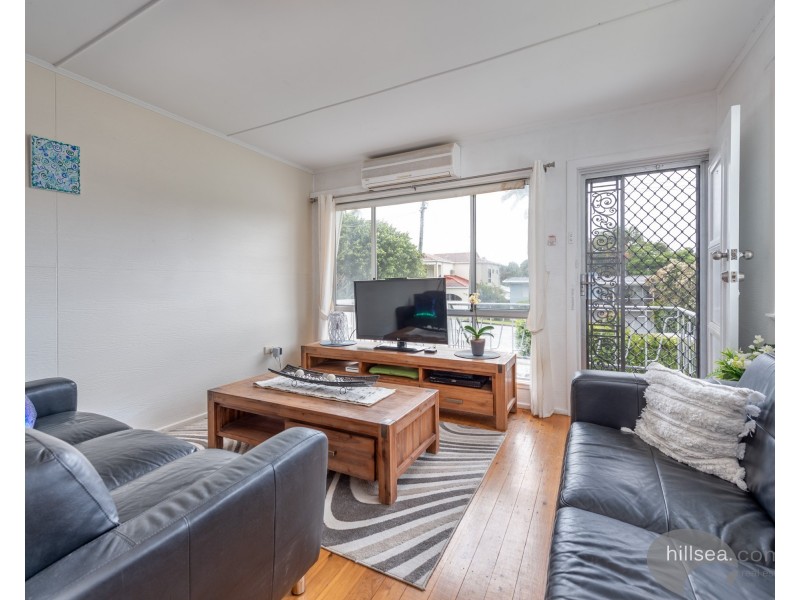 94 Robert Street, Labrador QLD 4215