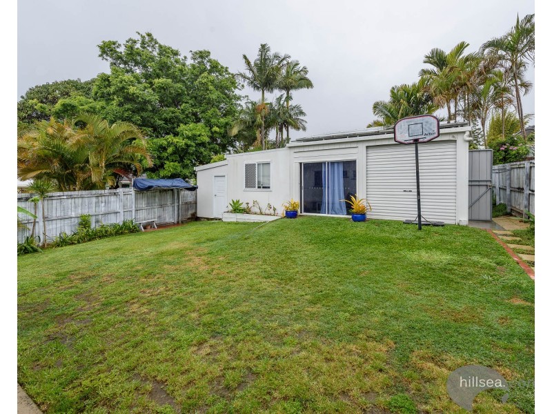 94 Robert Street, Labrador QLD 4215