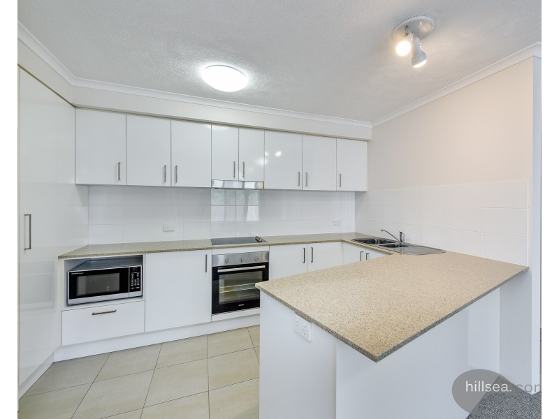 7/8-10 Ahern Street, Labrador QLD 4215