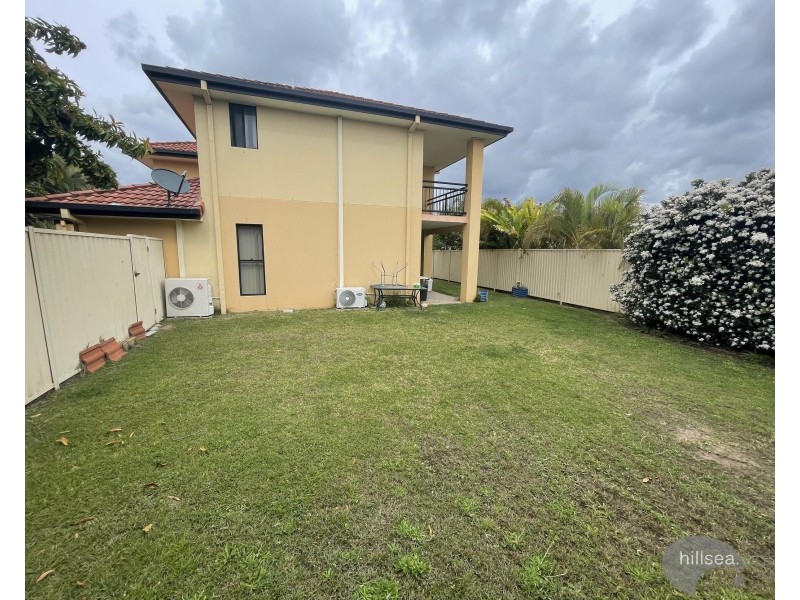1 Katie Court, Arundel QLD 4214