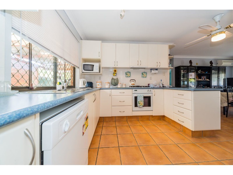 2/8 Jessica Court, Arundel QLD 4214